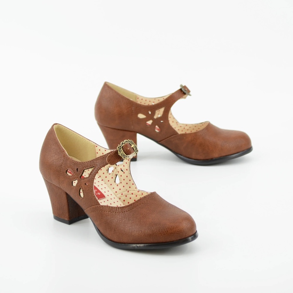 BAIT Footwear Raglan Front Buckle 1940's Inspired Mary Jane Heel Size 6